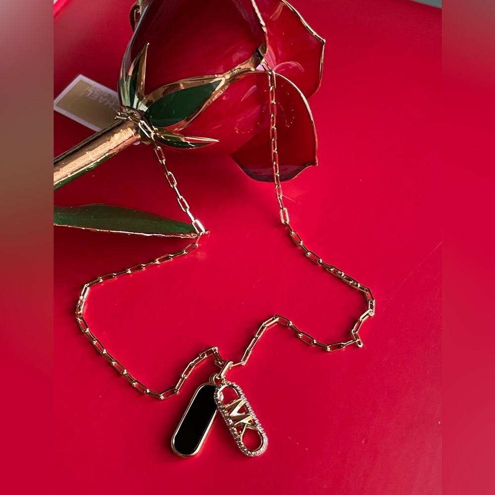 MICHAEL KORS Necklace,Michael Kors Gold Chain Necklace. - Picture 8 of 10